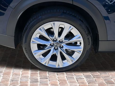 Used 2026 MAZDA CX-90 Plug-In Hybrid w/ Preferred AWD/4WD image 40