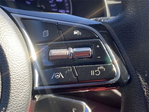 Used 2023 Kia Forte LXS w/ LXS Technology Package image 17