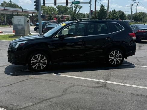 Used 2023 Subaru Forester Limited AWD/4WD image 8