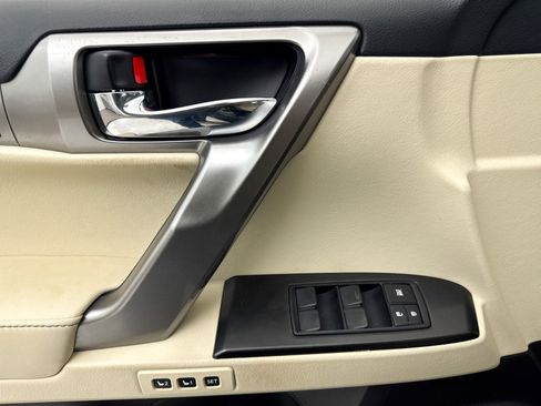 Used 2023 Lexus GX 460 Premium image 34