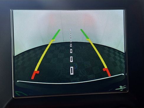 Used 2018 Jeep Grand Cherokee Overland RWD image 23