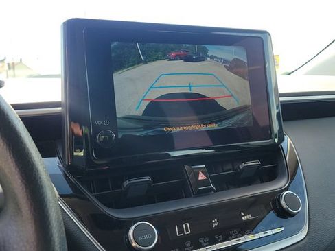 Used 2026 Toyota Corolla LE FWD image 25