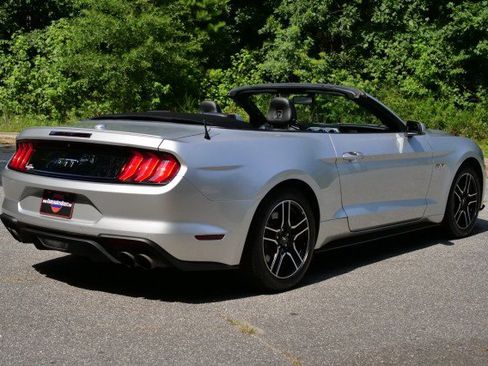 Used 2018 Ford Mustang GT Premium RWD image 38