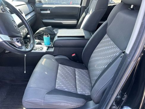Used 2021 Toyota Tundra SR5 RWD image 7