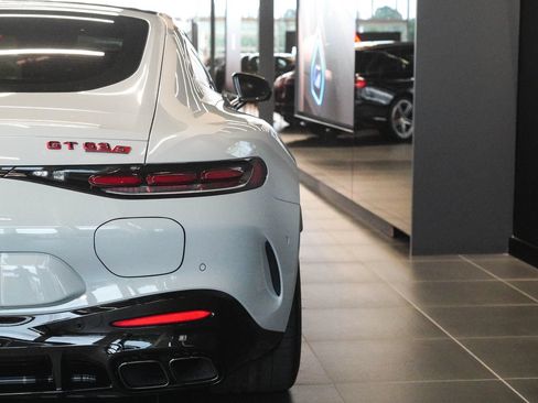 Certified 2025 Mercedes-Benz AMG GT 63 S w/ Driver Assistance Package image 10