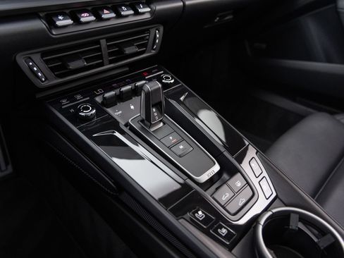 Certified 2025 Porsche 911 Carrera 4 GTS AWD/4WD image 18