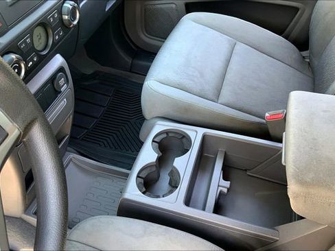 Used 2013 Honda Ridgeline RT image 17