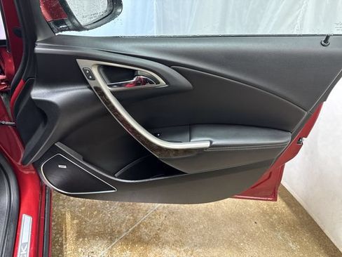 Used 2012 Buick Verano Leather FWD image 25