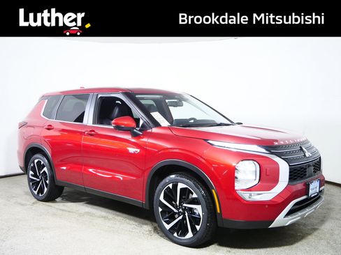 New 2025 Mitsubishi Outlander SE image 1