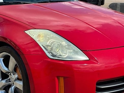 Used 2006 Nissan 350Z Grand Touring RWD image 24