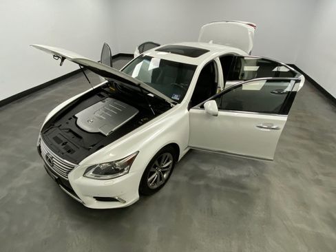 Used 2014 Lexus LS 460 AWD w/ Comfort Package image 48