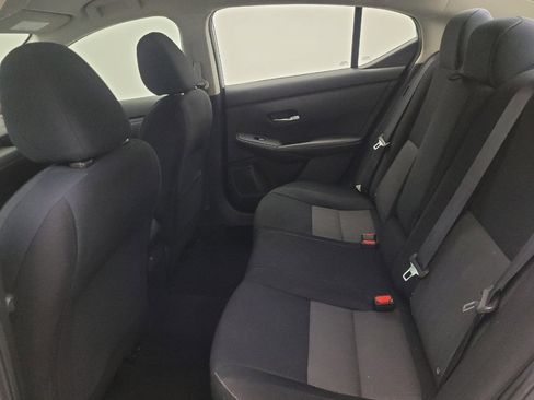Used 2021 Nissan Sentra SV FWD image 18