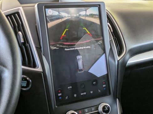 Used 2023 Ford Edge SEL w/ Convenience Package image 14