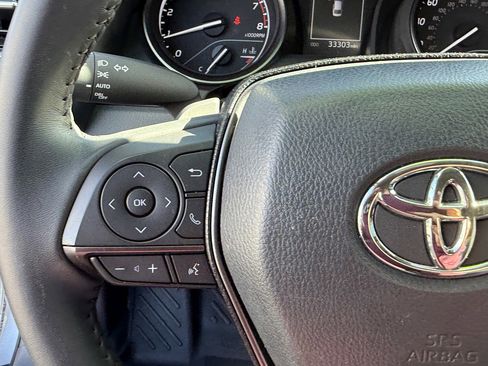 Used 2024 Toyota Camry SE image 16