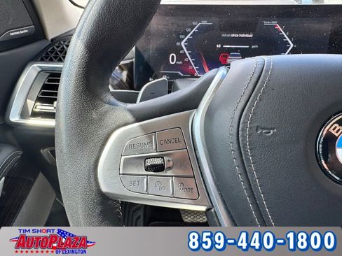 Used 2025 BMW X7 xDrive40i AWD/4WD image 27