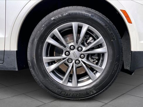 Used 2023 Cadillac XT5 Premium Luxury image 9