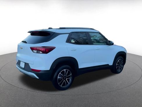 Used 2025 Chevrolet TrailBlazer LT image 12