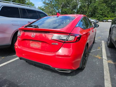 Used 2024 Honda Civic Sport Touring image 7