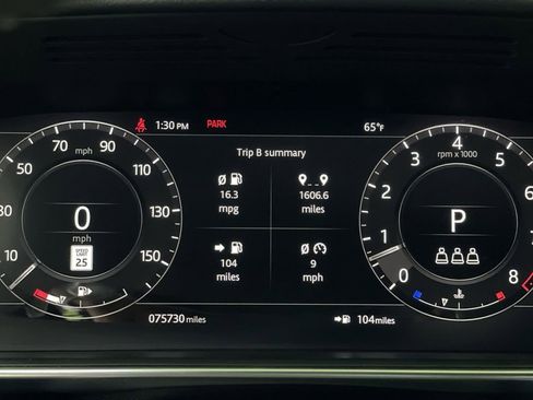 Used 2022 Land Rover Range Rover Sport HST image 19