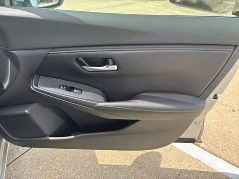 Used 2023 Nissan Sentra SV w/ All-Weather Package FWD image 13