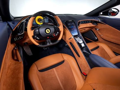 Certified 2026 Ferrari Roma Spider RWD image 29