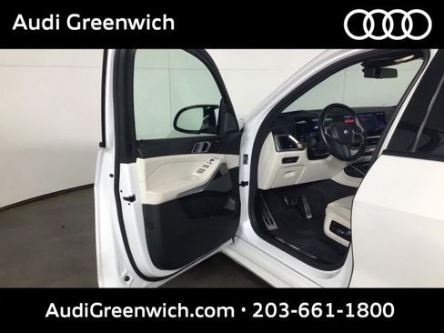 Used 2024 BMW X7 M60i w/ Executive Package AWD/4WD image 10