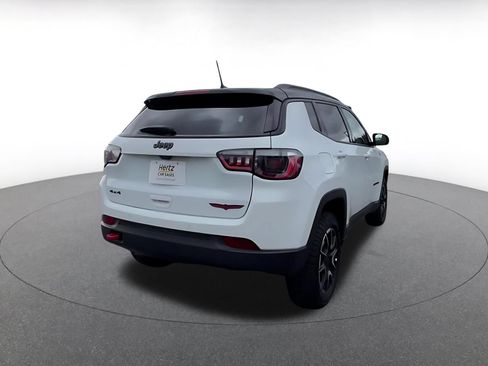 Used 2025 Jeep Compass Trailhawk AWD/4WD image 15