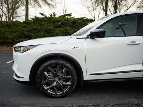 Used 2023 Acura MDX A-Spec image 5