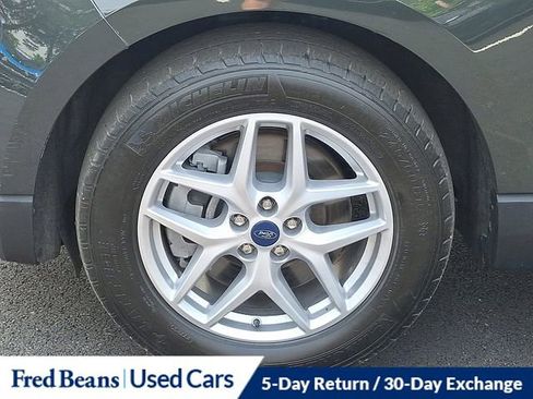 Used 2022 Ford Edge SEL w/ Convenience Package image 12