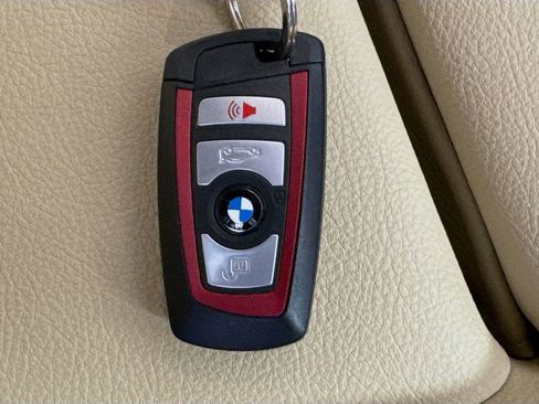 Used 2017 BMW 330i Sedan image 34