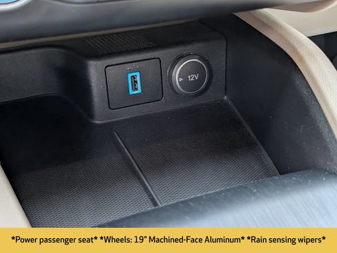 Used 2020 Ford Escape Titanium AWD/4WD image 10