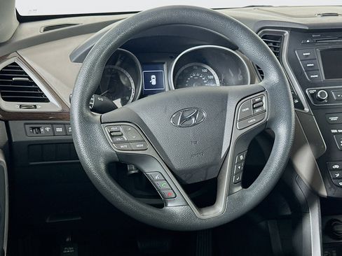 Used 2018 Hyundai Santa Fe Sport FWD image 18