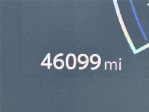 Used 2025 Toyota Camry LE image 7