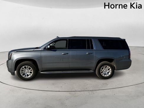 Used 2020 GMC Yukon XL SLE w/ Convenience Package image 6