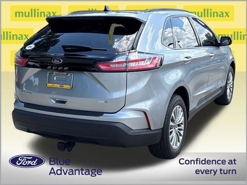 Used 2022 Ford Edge SE AWD/4WD image 4