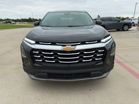 Used 2026 Chevrolet Equinox LT FWD image 9