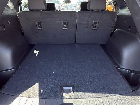 Used 2022 Chevrolet Blazer LT FWD image 18