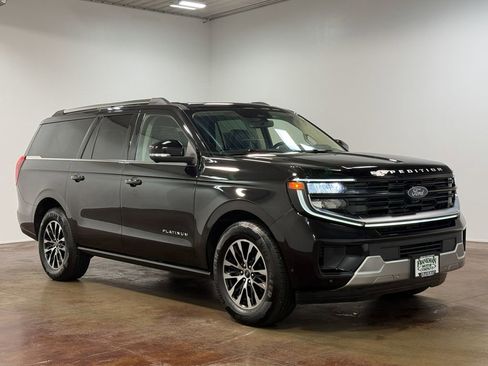 Used 2025 Ford Expedition Max Platinum AWD/4WD image 21