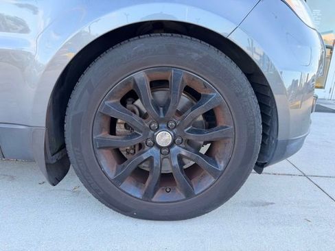 Used 2016 Land Rover Range Rover Sport HSE image 20