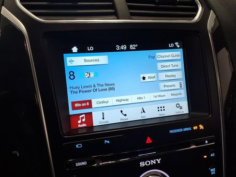 Used 2018 Ford Explorer Limited AWD/4WD image 16