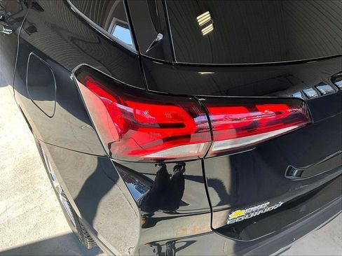 Used 2022 Chevrolet Equinox LT AWD/4WD image 32