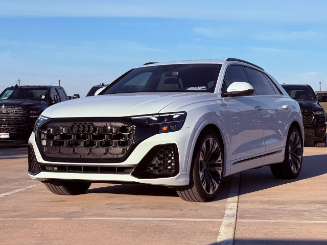 Used 2026 Audi Q8 Premium Plus AWD/4WD image 2