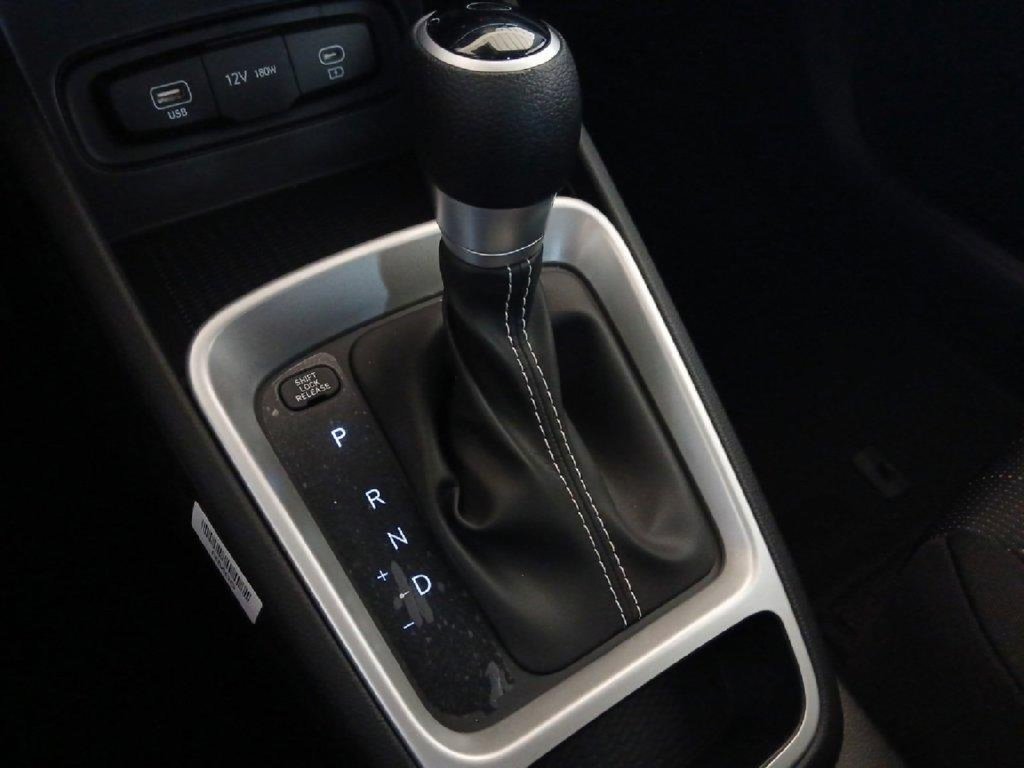 New 2026 Hyundai Venue SE FWD image 19