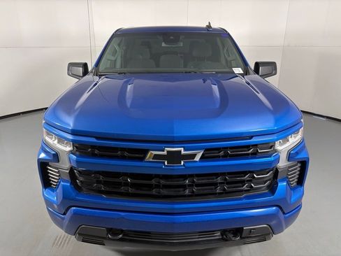 Used 2022 Chevrolet Silverado 1500 RST AWD/4WD image 3