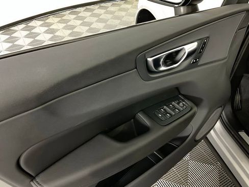 New 2025 Volvo XC60 B5 Core w/ Protection Package Premier image 30