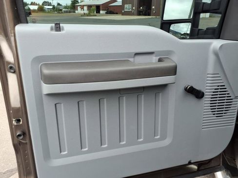 Used 2016 Ford F250 XL w/ XL Value Package image 11