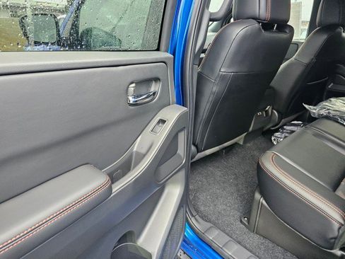 New 2025 Nissan Frontier PRO-4X w/ Pro Premium Package image 19