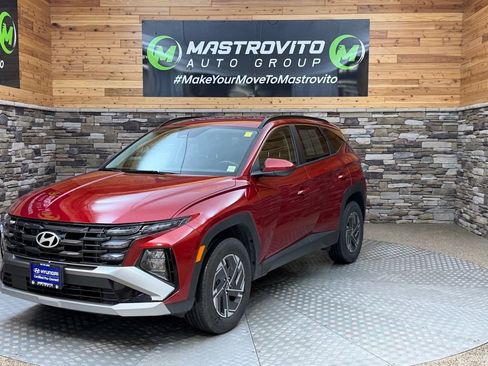 Used 2025 Hyundai Tucson Blue AWD/4WD image 12