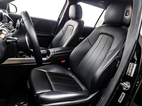 Used 2020 Mercedes-Benz GLB 250 GLB 250 SUV image 16