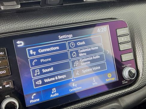 Used 2022 Nissan Kicks SV image 14